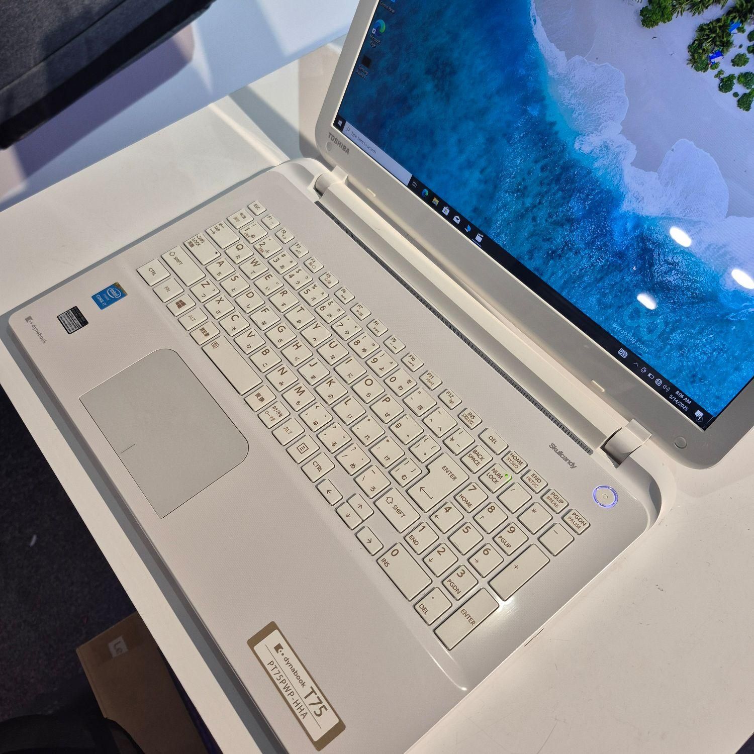 لپتاپ سفید رنگ Core i7 مشابه نو باگارانتی|رایانه همراه|تهران, میرداماد|دیوار