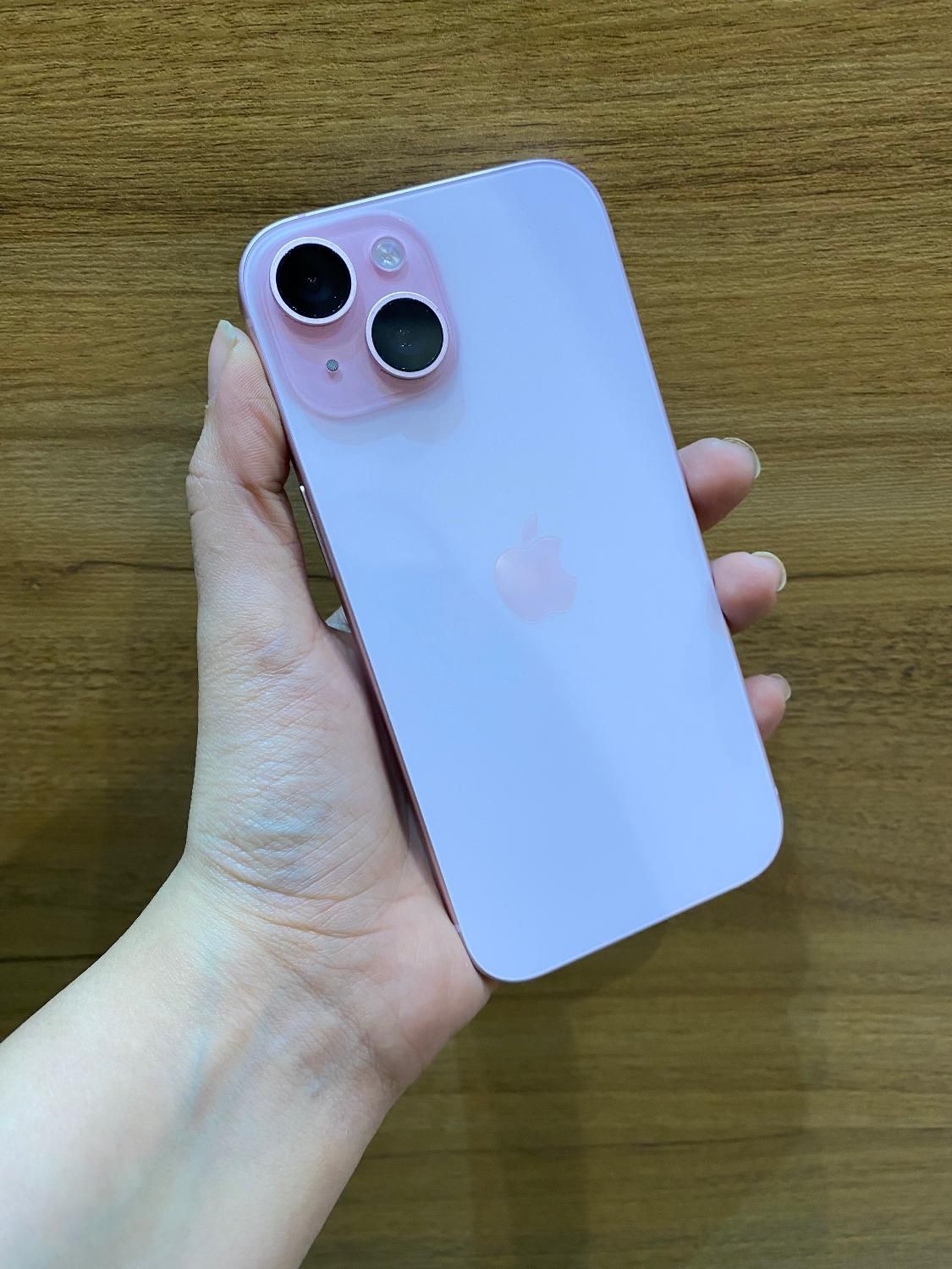 ایفون ۱۵ نرمال صورتی iPhone 15normal pink|موبایل|تهران, شهرک غرب|دیوار