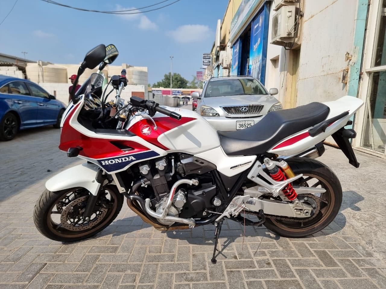 cb1300مدل۲۰۱۷|موتورسیکلت|تهران, ازگل|دیوار