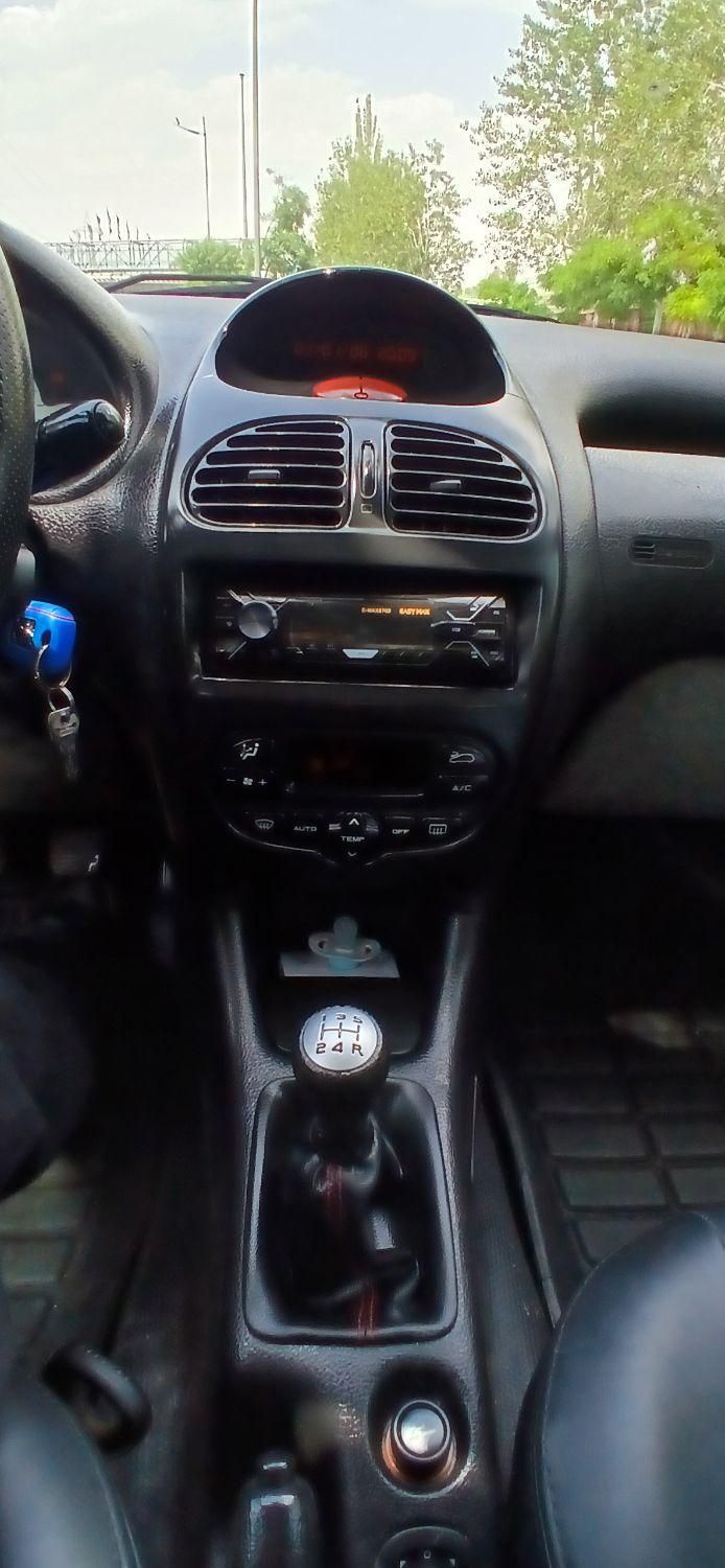 پژو 206 SD V8، مدل ۱۳۸۷|خودرو سواری و وانت|تهران, زینبیه|دیوار
