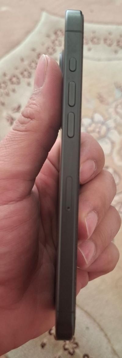 اپل iPhone 15 Pro Max با حافظهٔ ۵۱۲ گیگابایت|موبایل|اصفهان, کوی امیریه|دیوار