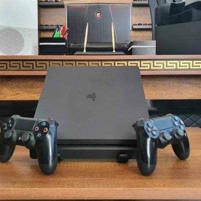 فروش PS4 تمیز و کم‌کارکرد + بازی‌های محبوب|کنسول، بازی ویدئویی و آنلاین|شاهرود, |دیوار
