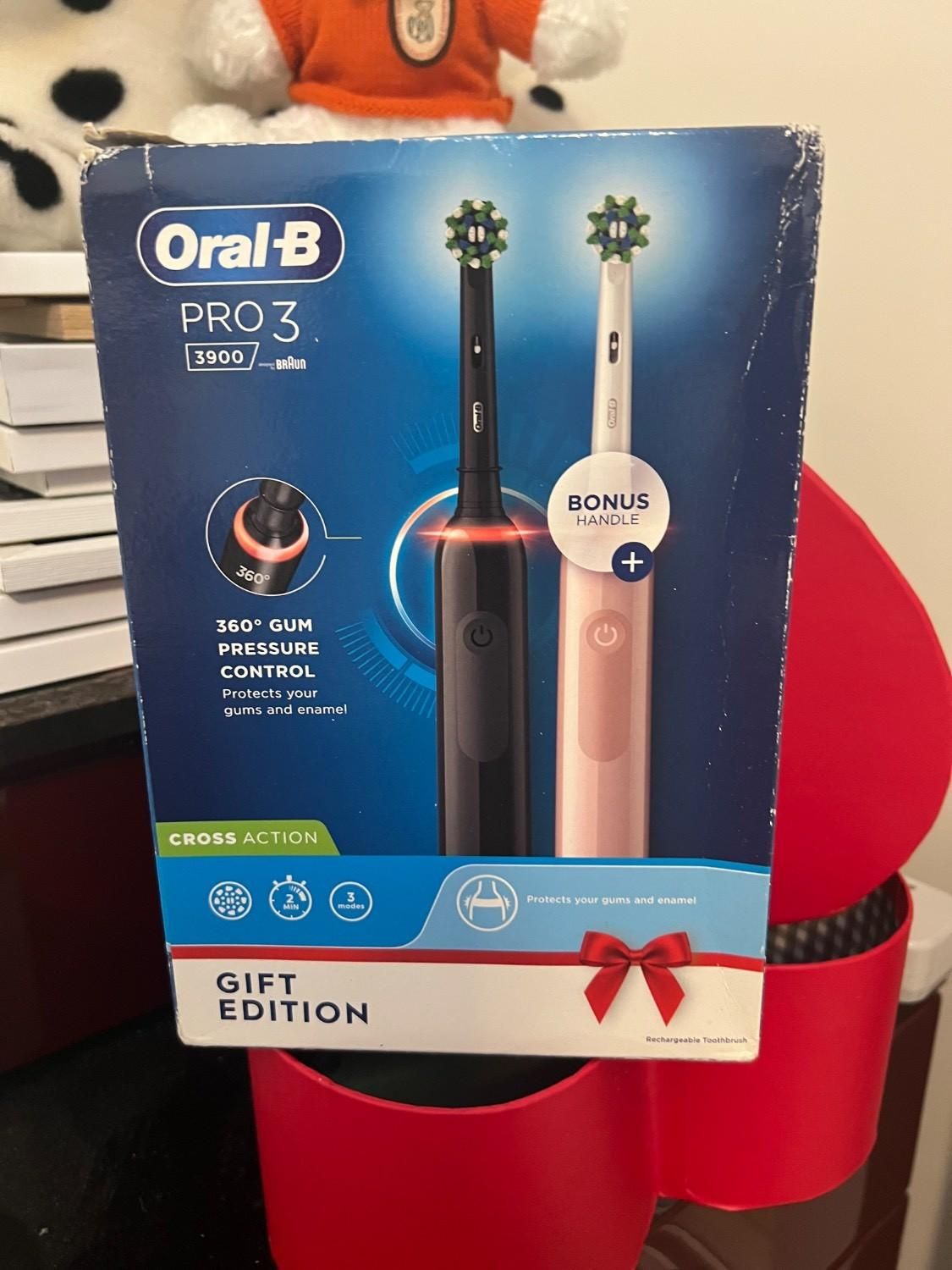 مسواک برقی اورال بی (Oral B) کیفیت اصلی (مسافری)|آرایشی، بهداشتی، درمانی|تهران, پاسداران|دیوار