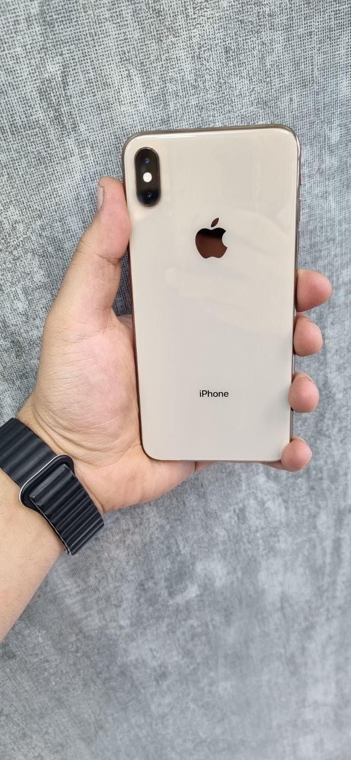 آیفون Xs max حافظه ۶۴|موبایل|اصفهان, گلزار|دیوار