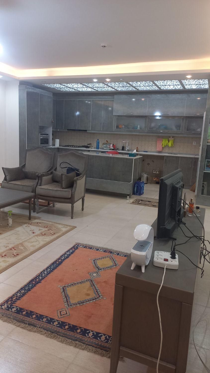 اجاره آپارتمان ۱۱۰ متری ۲ خوابه گلستان، بابا طاهر|اجارهٔ آپارتمان|کرمانشاه, |دیوار