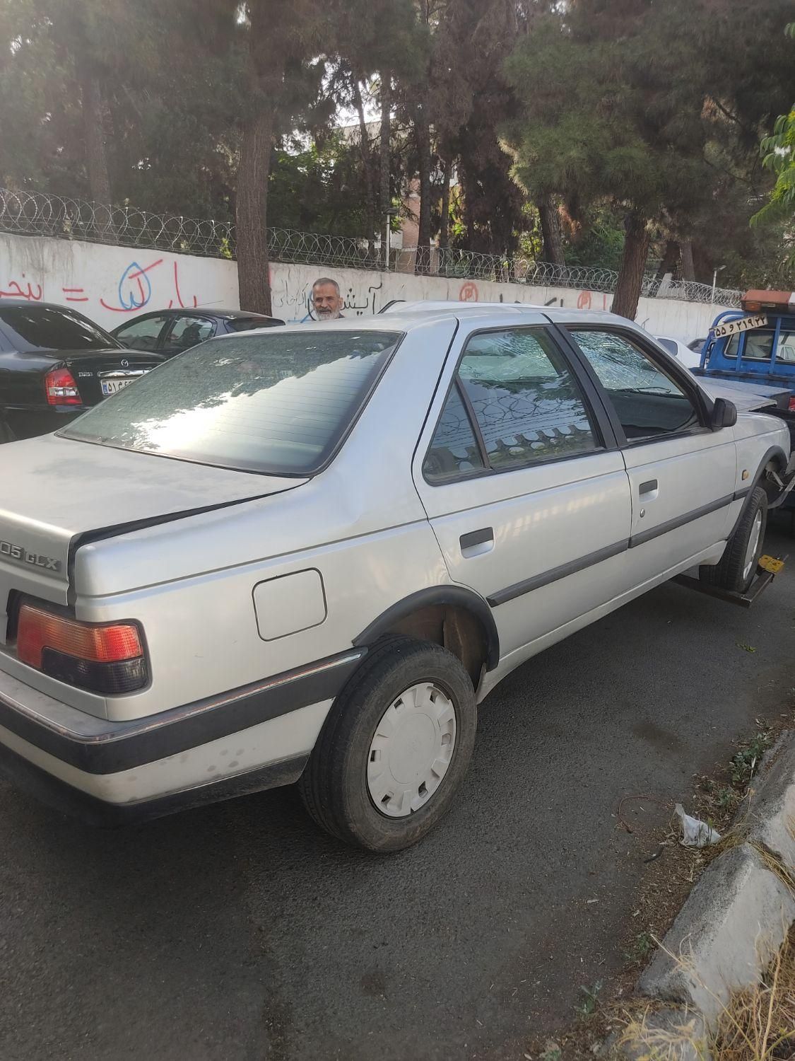 پژو 405 GLX - دوگانه سوز CNG، مدل ۱۳۸۹|خودرو سواری و وانت|تهران, کوی نوبنیاد|دیوار
