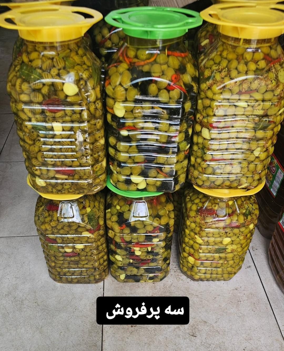 زیتون لبنانی و لیمویی فلفلی زیتون فانتزی|خوردنی و آشامیدنی|تهران, آذری|دیوار