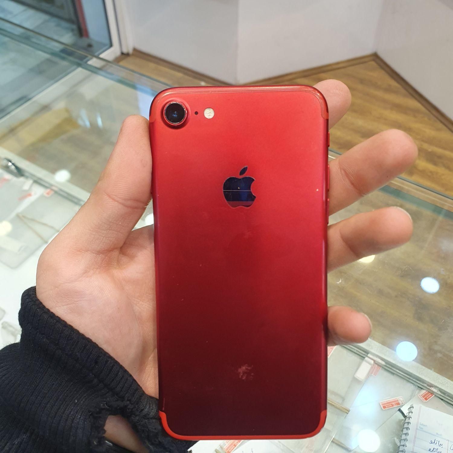 اپل iPhone 7 ۱۲۸ گیگابایت|موبایل|تهران, مهرآباد جنوبی|دیوار