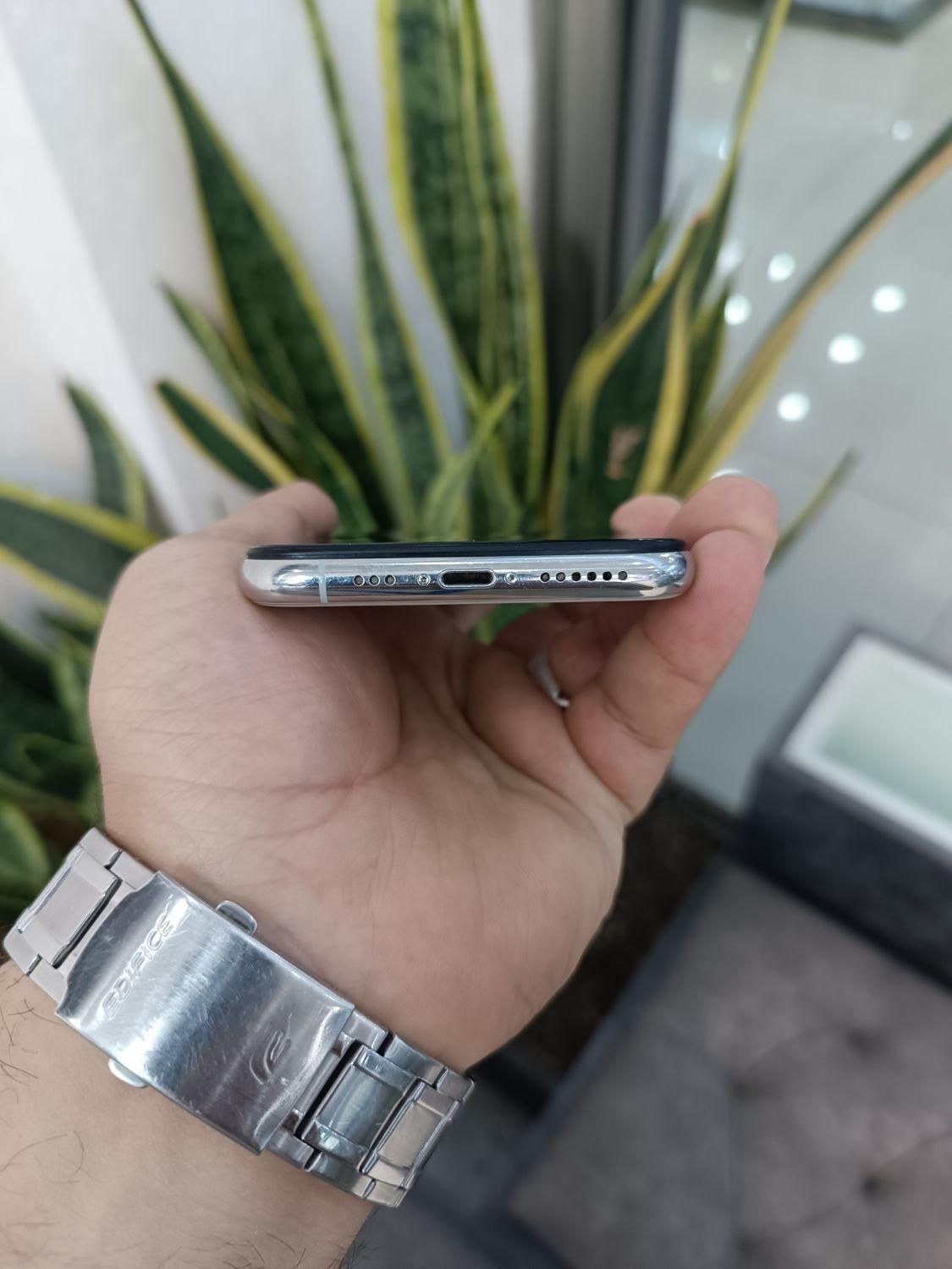 اپل آیفونiPhone 11پرواین همونه که چند وقته دنبالشی|موبایل|اصفهان, احمدآباد|دیوار