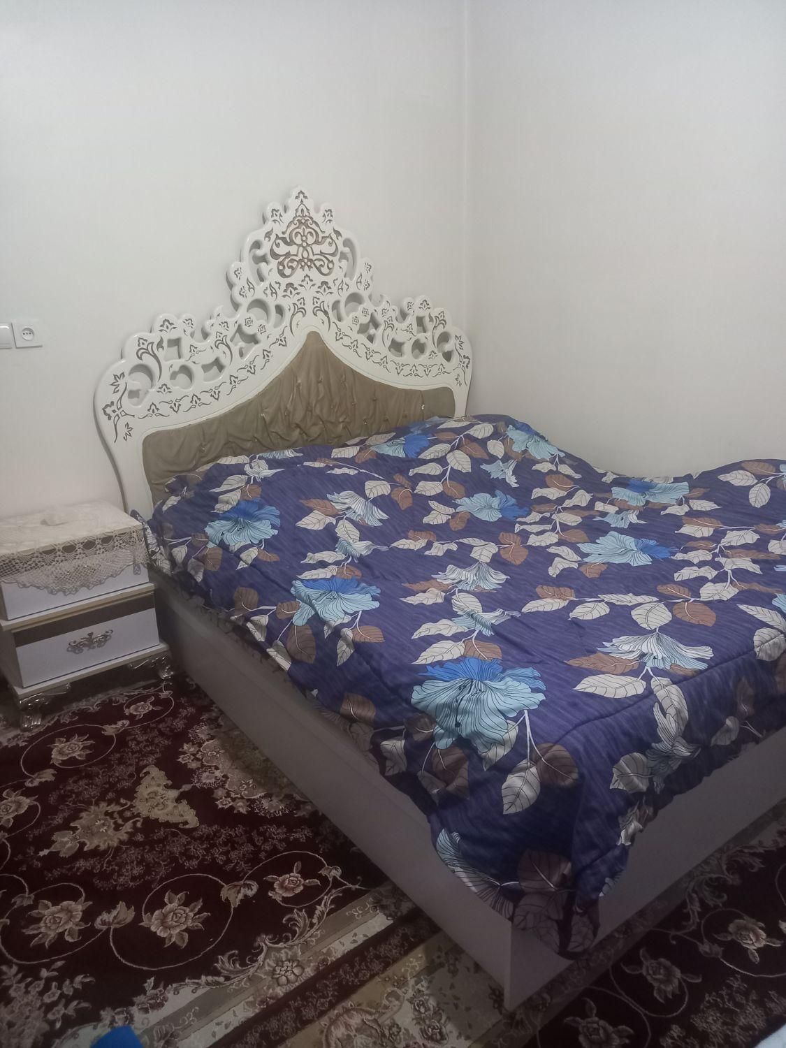 تخت خواب دونفره|تخت و سرویس خواب|باقرشهر, |دیوار