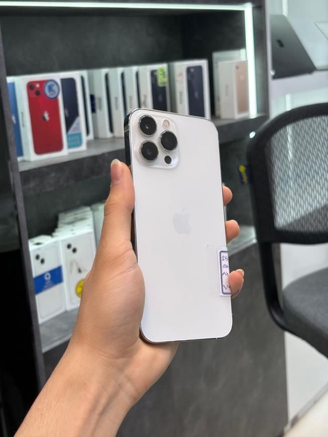 سفید iPhone 13 Pro Max با حافظهٔ ۲۵۶ گیگ سیلور|موبایل|اصفهان, مفتح|دیوار