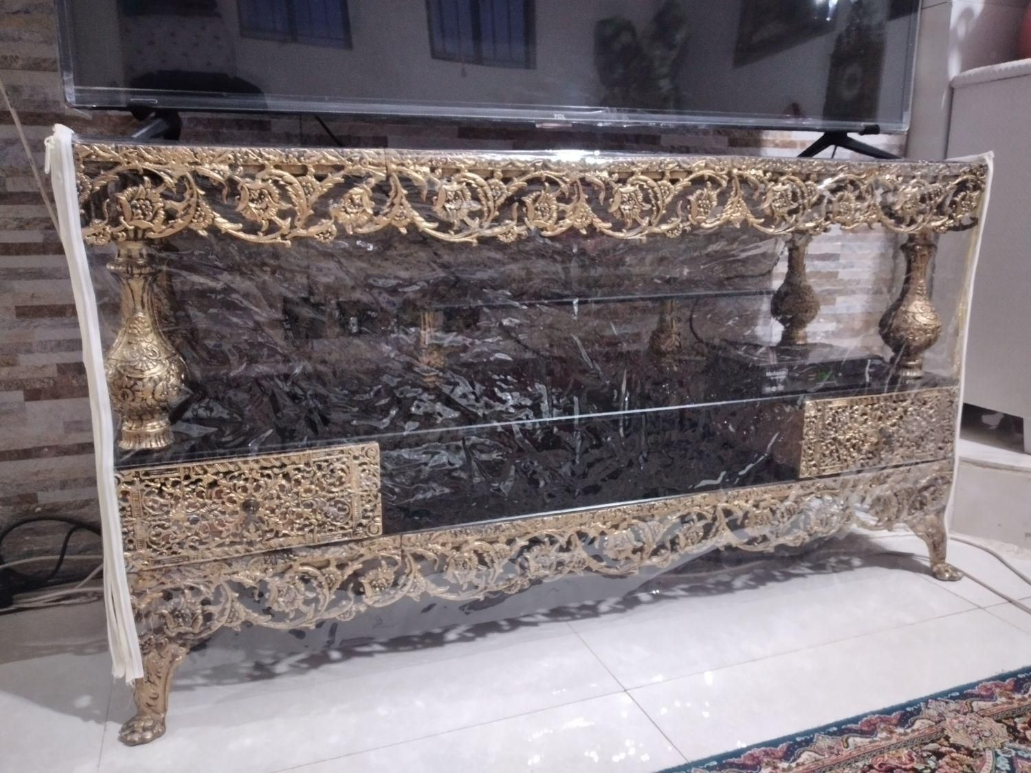 خیاطی و کاور دوزی|مبلمان خانگی و میز عسلی|خوی, |دیوار