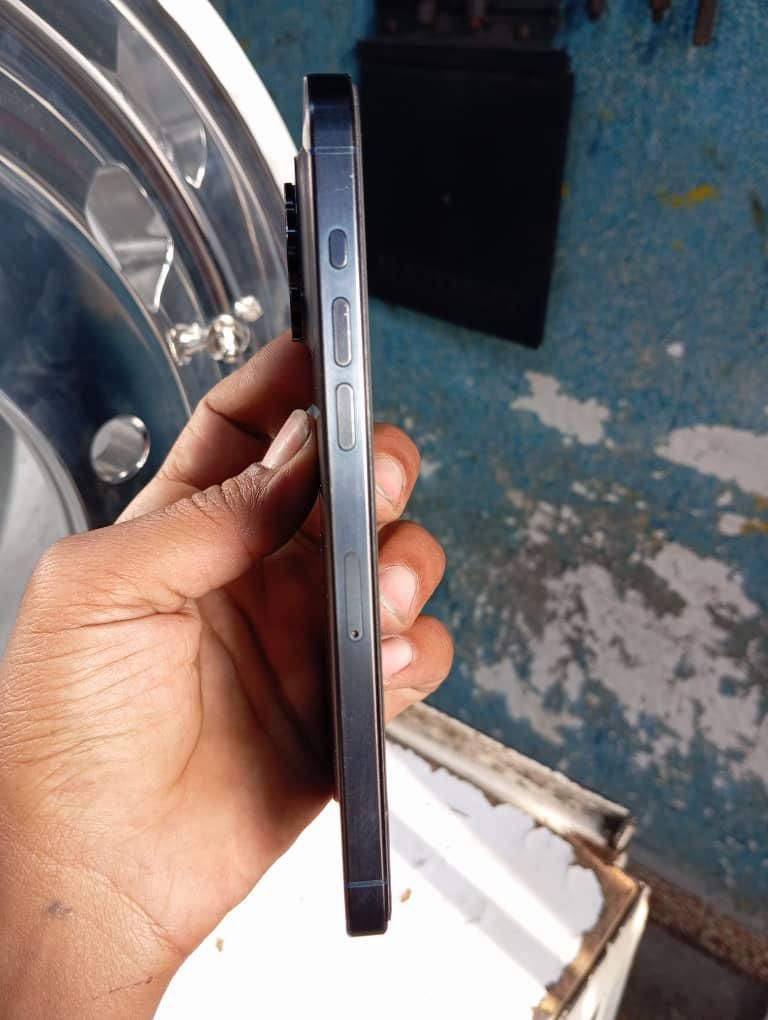 اپل iPhone 15 Pro Max با حافظهٔ ۲۵۶ گیگابایت|موبایل|آبادان, |دیوار