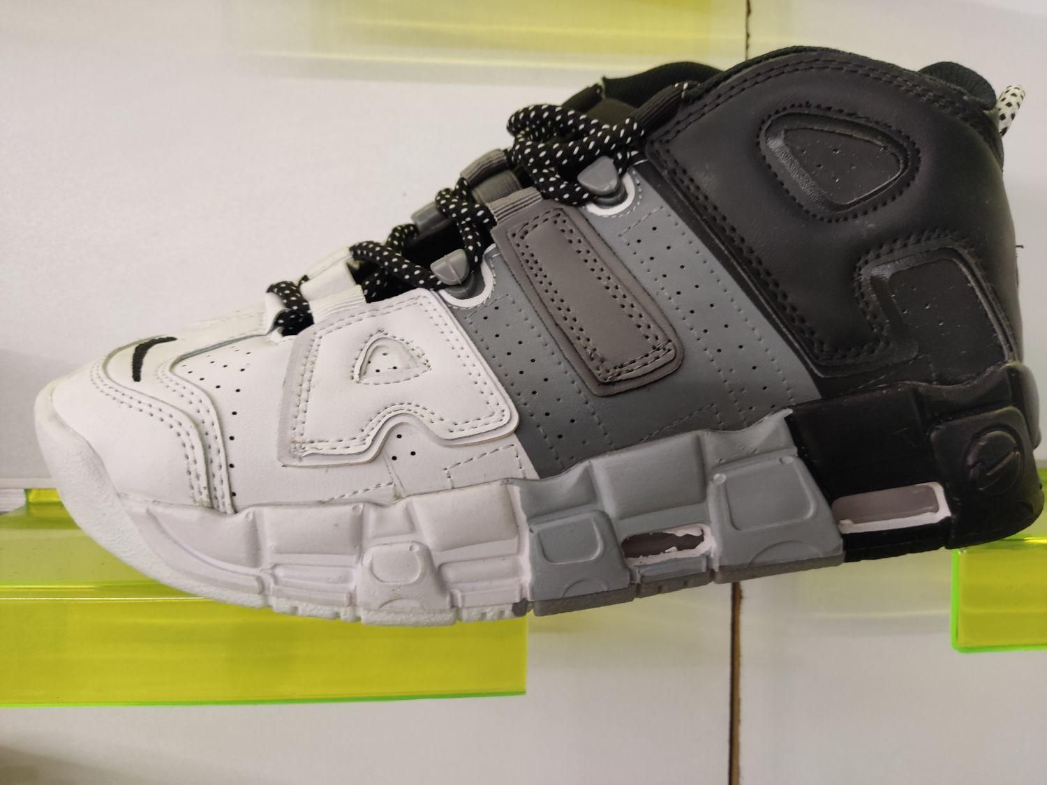 کتانی نو. NIke AIR..    و fation|کیف، کفش، کمربند|تهران, جوادیه|دیوار