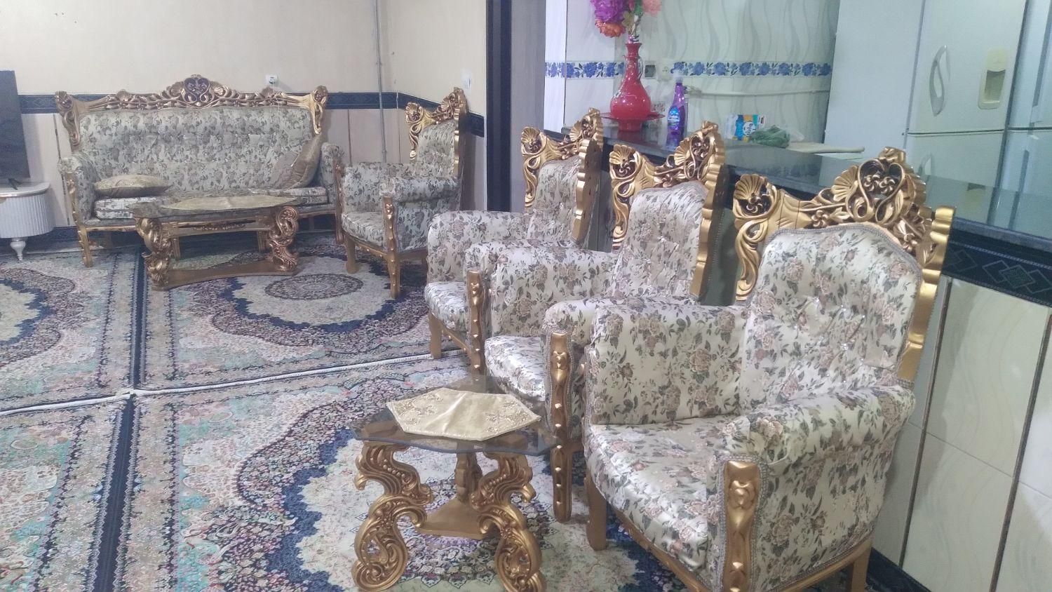 مبل سلطنتی 9نفره|مبلمان خانگی و میز عسلی|جوانرود, |دیوار