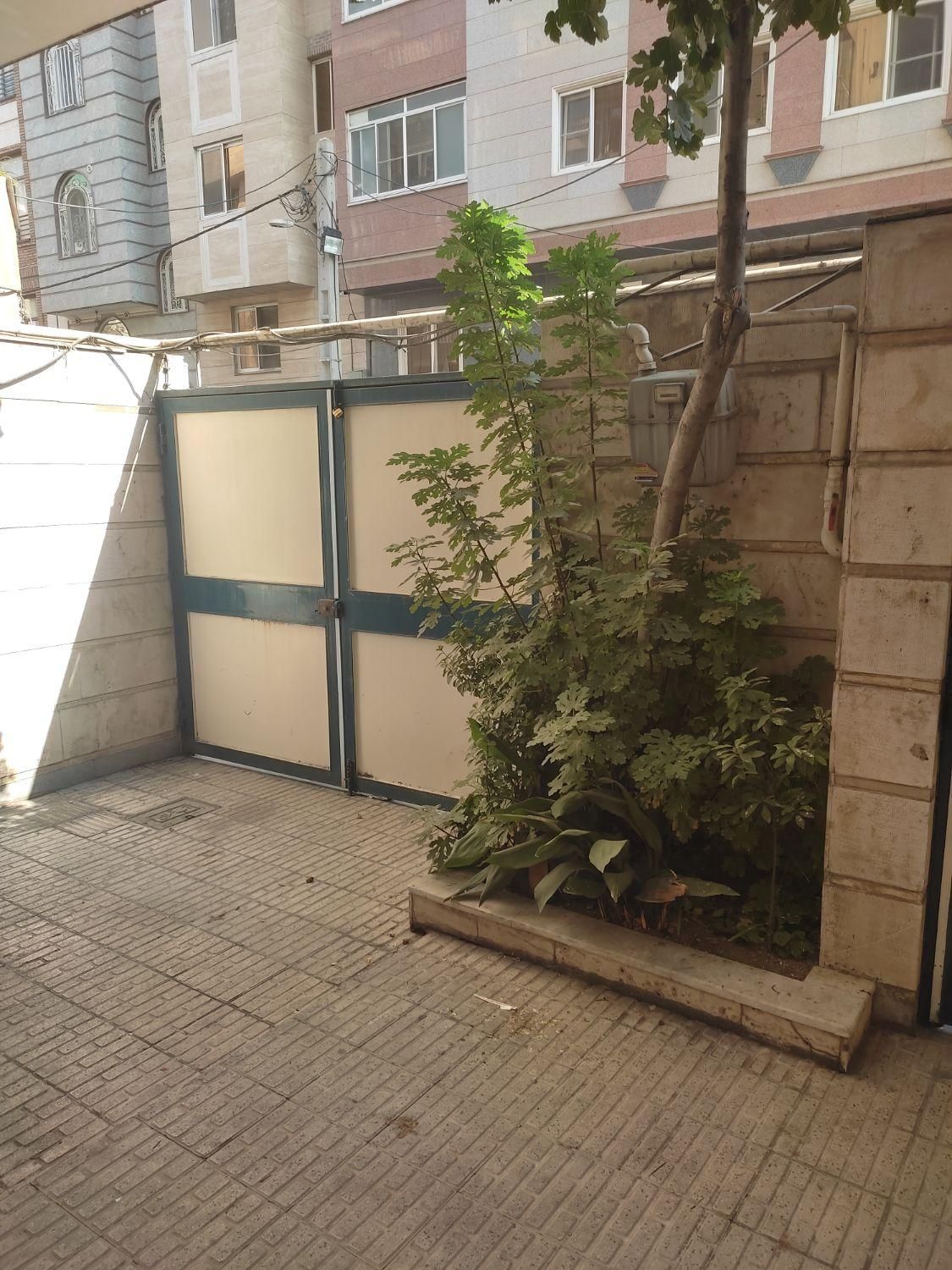 ۸۵ متر منطقه ۱۲میدان شهدا خیابان زرین نعل|فروش آپارتمان|تهران, دروازه شمیران|دیوار