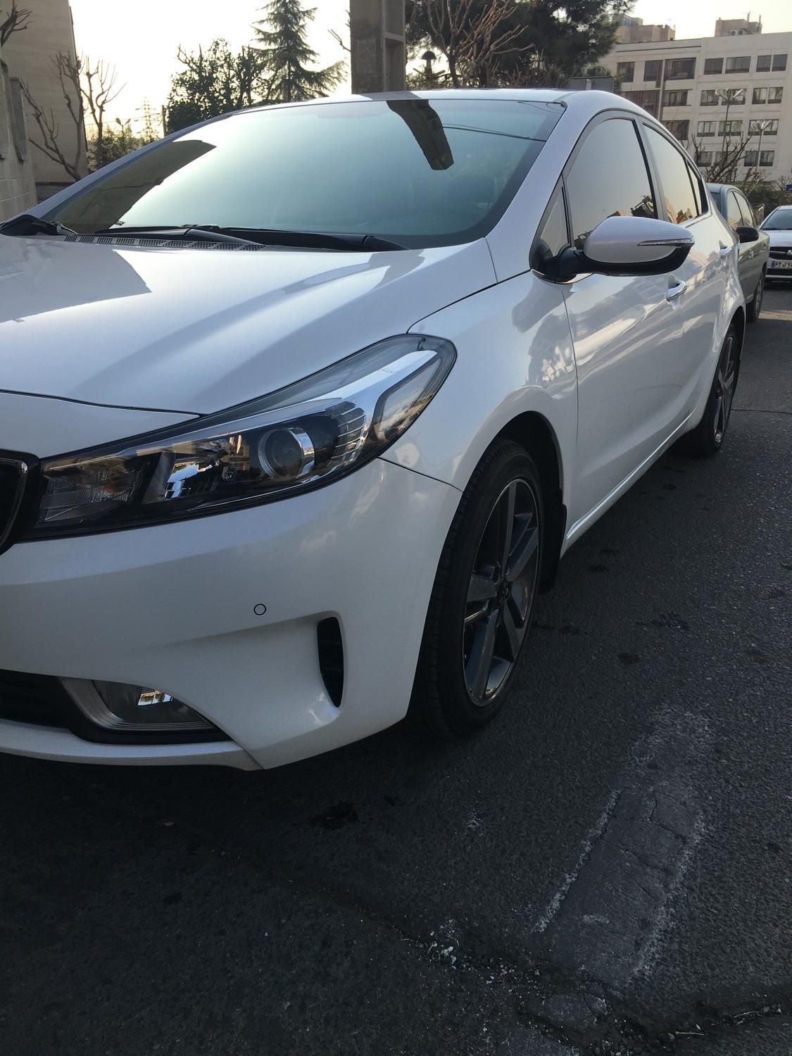 کیا سراتو اتوماتیک 2000cc، مدل ۲۰۱۷|خودرو سواری و وانت|تهران, نارمک|دیوار