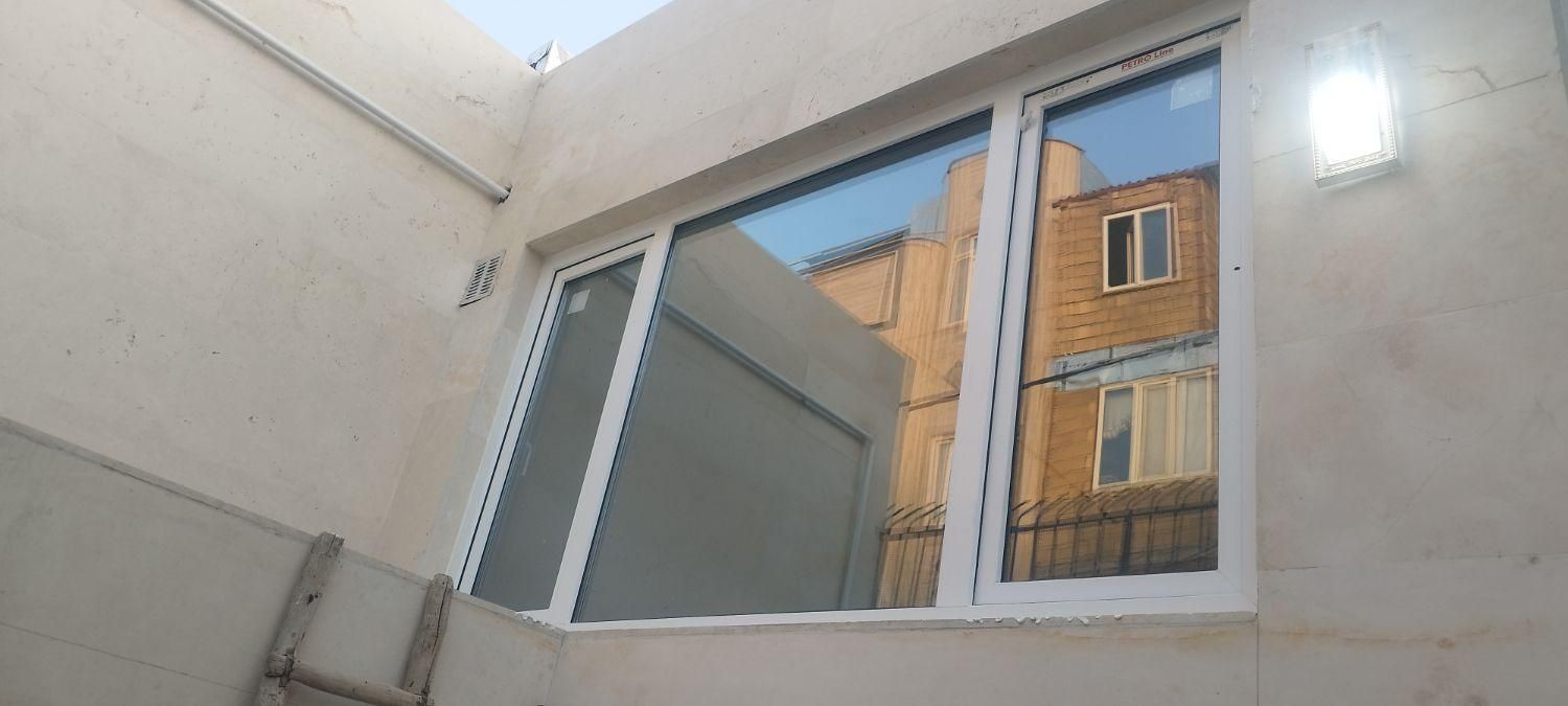 تولید کننده انواع درب و پنجره های دوجداره upvc|خدمات پیشه و مهارت|سنندج, |دیوار