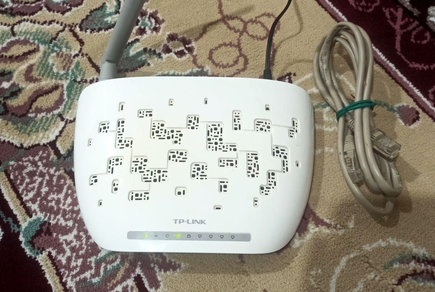 مودم ADSL وای فای تی پی لینک|مودم و تجهیزات شبکه|قم, چهل درخت‎|دیوار