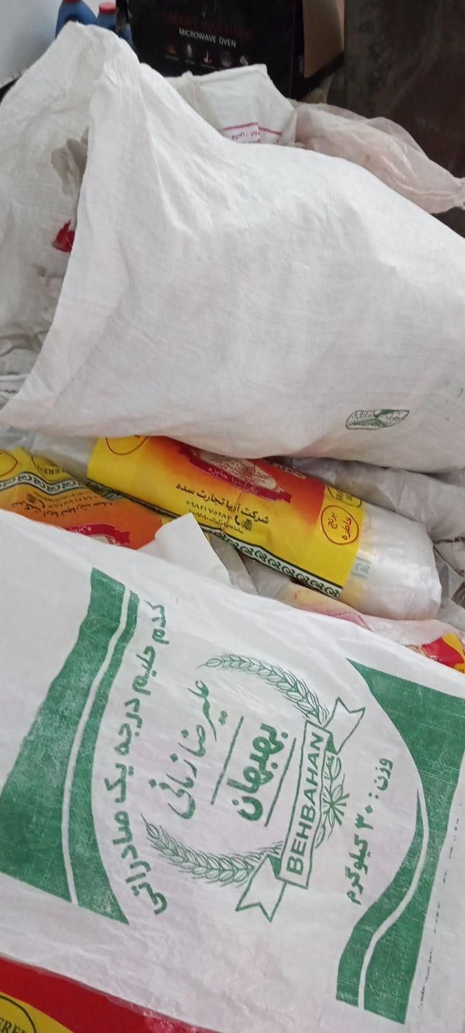 کیسه خالی|ظروف نگهدارنده، پلاستیکی، یک‌بارمصرف|بندر ماهشهر, |دیوار