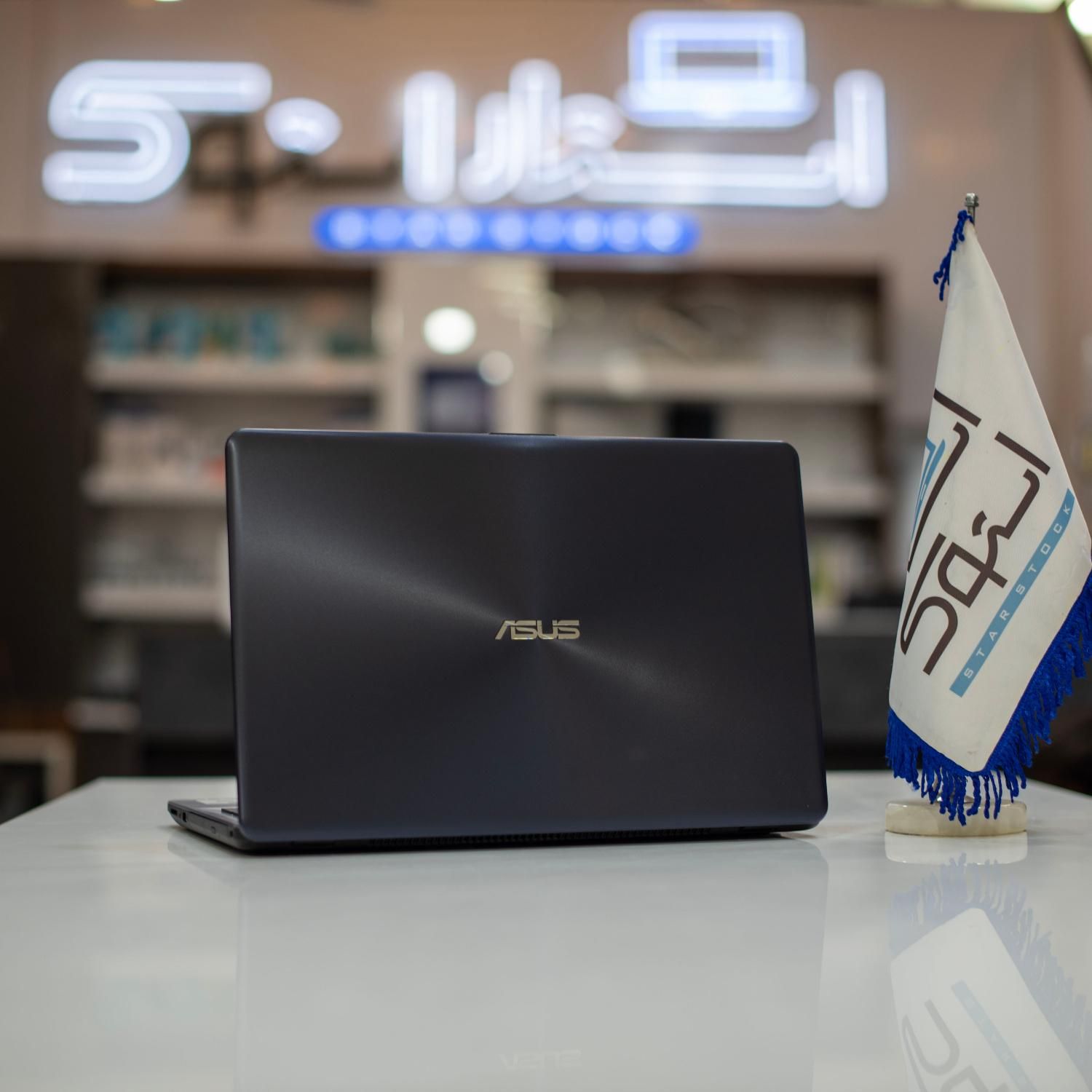 لپتاپ ASUS 2 گرافیک اندویا مناسب گیم نیمه سنگین|رایانه همراه|یزد, |دیوار
