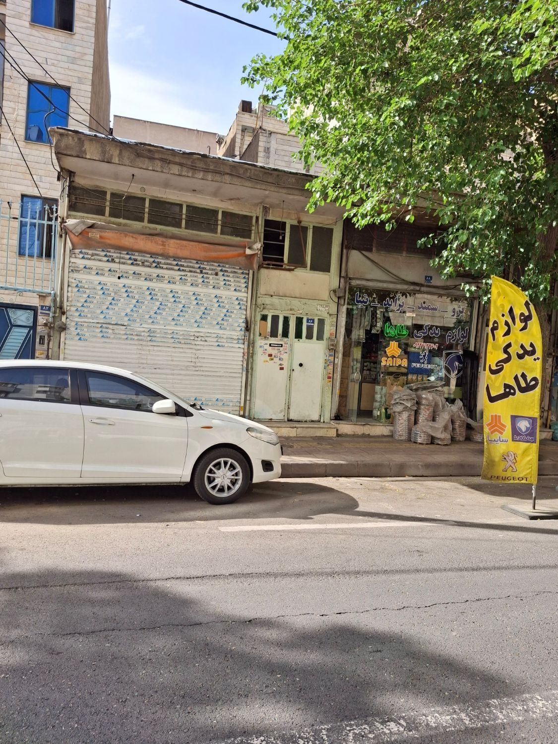 اجاره مغازه ۱۲ متری در شهرک شریعتی|اجارهٔ مغازه و غرفه|تهران, شهرک شریعتی|دیوار
