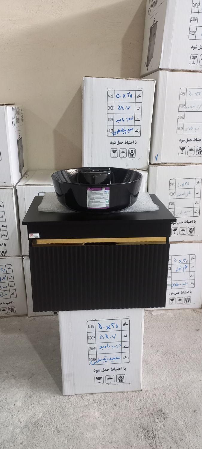 کابینت روشویی سایز ۶۰،۴۰ مشکی با سنگ گاتریا|لوازم سرویس بهداشتی|تهران, افسریه|دیوار