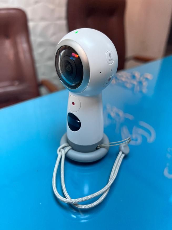 دوربین 360 درجه سامسونگ مدل 2017 Gear 360|دوربین عکاسی و فیلم‌برداری|تهران, صادقیه|دیوار