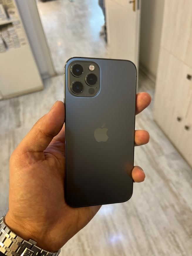 اپل iPhone 12 Pro ۲۵۶ گیگابایت|موبایل|تهران, عباس‌آباد|دیوار