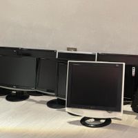 مانیتور LG و Samsung بسیار تمیز17 اینچ|قطعات و لوازم جانبی رایانه|تهران, ونک|دیوار