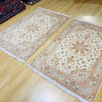 فرش جفت ذرع نیم تبریز زمینه کرم حاشیه سدری|فرش|تهران, آذربایجان|دیوار