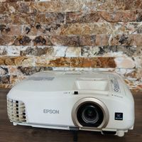 ویدئوپروژکتورEPSON full hd|تلویزیون و پروژکتور|تهران, نبی اکرم(ص)|دیوار