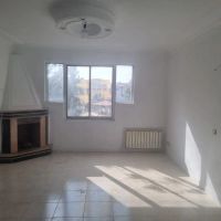 85-متر-دو-خواب-طبقه-اول-ساده-شمالی-فروش-رو-به-نما
