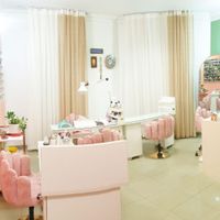 اجاره سالن میز ناخن تخت مژه|خدمات آرایشگری و زیبایی|تهران, یوسف‌آباد|دیوار