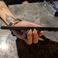 ناتینگ phone 1 با حافظهٔ ۲۵۶ گیگابایت|موبایل|کرمانشاه, |دیوار