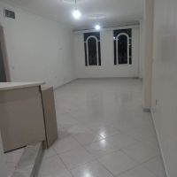81متری-سنددار-طبقه-دوم-پذیرایی-پرده-خور