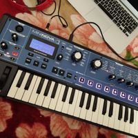 سینتی‌سایزر novation mininova|گیتار، بیس، امپلیفایر|تهران, شهرک ولیعصر|دیوار