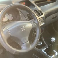 پژو 206 SD V8، مدل ۱۳۹۳|خودرو سواری و وانت|شیراز, شهرک گلستان|دیوار