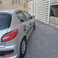 پژو ۲۰۶مدل ۸۲|خودرو سواری و وانت|اصفهان, بهارستان|دیوار