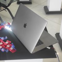 لپتاپ گرافیک دار اپلMacBOOK رم32 نونو سایکل 124|رایانه همراه|تهران, آبشار|دیوار