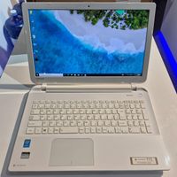 لپتاپ سفید رنگ Core i7 مشابه نو باگارانتی|رایانه همراه|تهران, میرداماد|دیوار