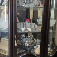 بوفه چوبی وشیشه  آینه بسیار تمیز با چراغ کنترلی|بوفه، ویترین، کنسول|تهران, شهرک پرواز|دیوار
