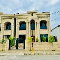 ویلا-دوبلکس-300-متری-با-روف-5-خواب-مستقل-اقساط