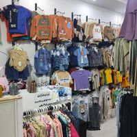 واگذاری کامل فروشگاه پوشاک بچگانه بعلت مهاجرت|کفش و لباس بچه|طبس, |دیوار
