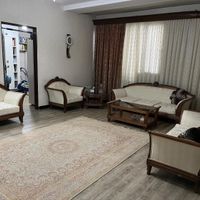 مبل و ناهار خوری کلاسیک چوب گردو|مبلمان خانگی و میز عسلی|کرج, شهرک بنفشه|دیوار