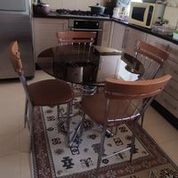 میز غذاخوری گرد|میز و صندلی غذاخوری|تهران, دهکده المپیک|دیوار