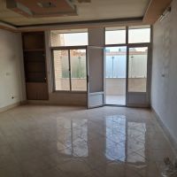طبقه-اول-درب-حیاط