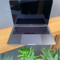 Macbook pro(2017) R8/256G|رایانه همراه|تهران, نیاوران|دیوار