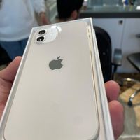 رنگ سفید پک اصلی iPhone 12 ۱۲۸ گیگابایت|موبایل|تهران, اقدسیه|دیوار