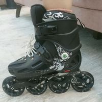 اسکیت Rollerblade همراه با وسایل سایز ۳۸|دوچرخه، اسکیت، اسکوتر|تهران, مهرآباد جنوبی|دیوار